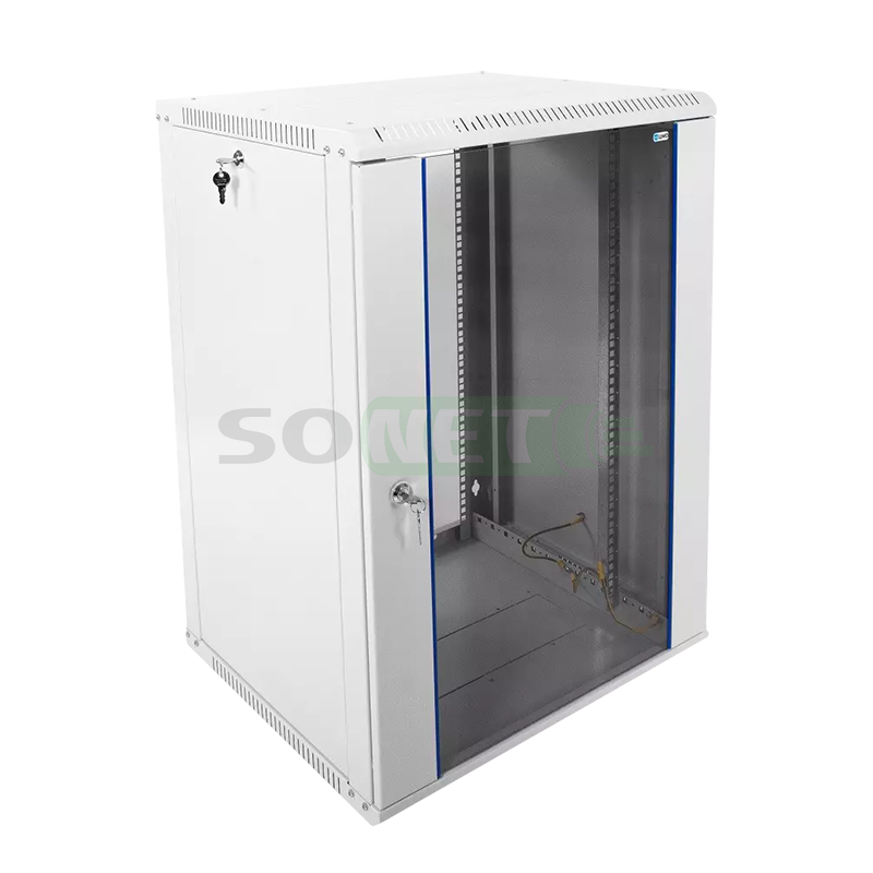 Шкаф настенный 19 телекоммуникационный разборный 18U (600x350) дверь стекло