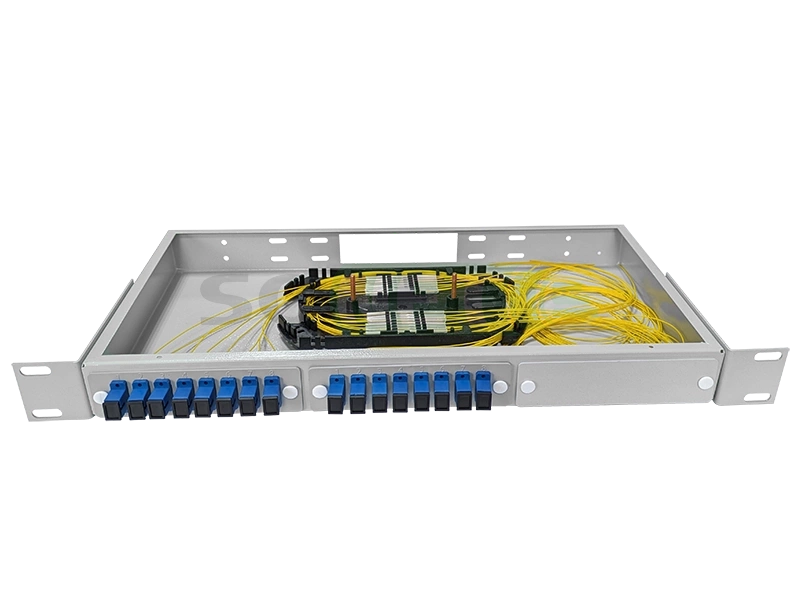 Оптический кросс 19" 1U - 16 портов SC, укомплектованный (розетки, сплайс, КДЗС, пигтейлы SM)