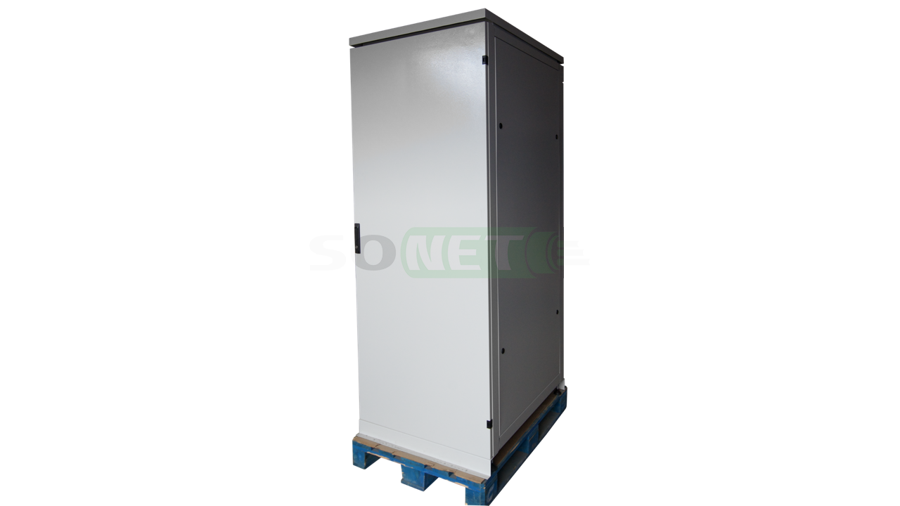 Шкаф пылевлагозащищенный 19'' напольный 52U 800х800, дверь металл
