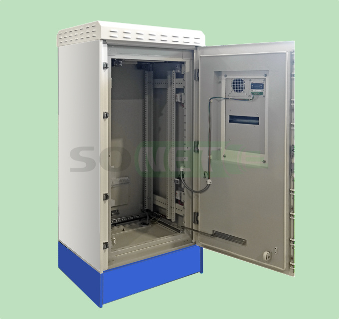 Шкаф климатический напольный 24U 600х900, сэндвич-панель, укомплектованный IP65, Н-3