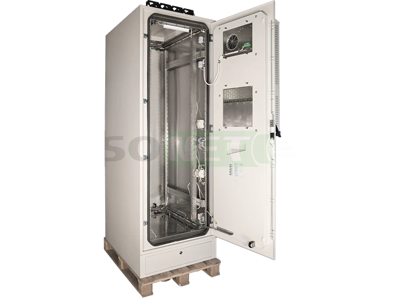 Шкаф климатический напольный 12U 600х600, укомплектованный, сэндвич-панель, нержавеющая сталь IP 65,