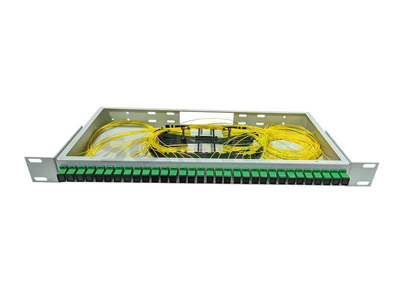 Оптический кросс 19" 1U - 32 порта SC/APC, укомплектованный (розетки, сплайс, КДЗС, пигтейлы SM)